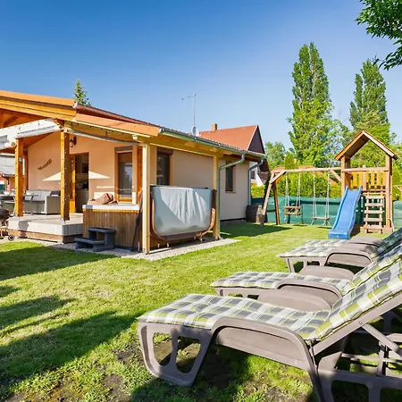 Hullam By Interhome * Balatonmariafurdo