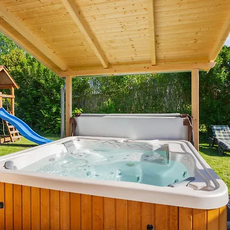 Hullam By Interhome Casa vacanze