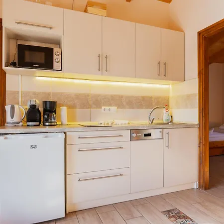Hullam By Interhome Balatonmariafurdo