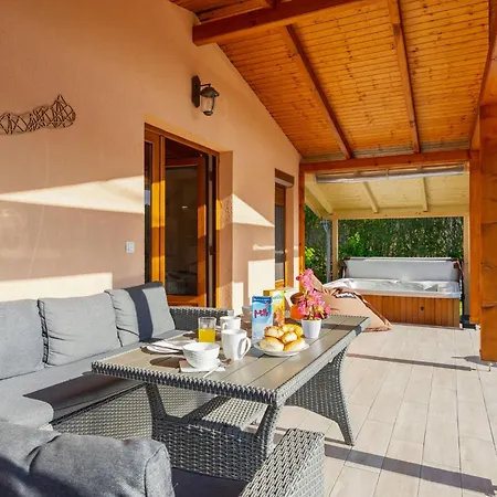 Holiday home Hullam By Interhome