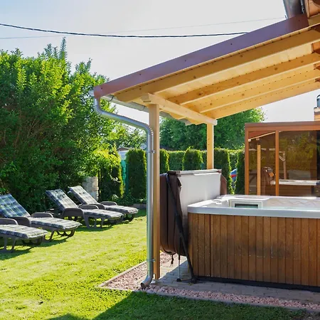 Hullam By Interhome Casa vacanze *