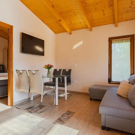Hullam By Interhome * Balatonmariafurdo