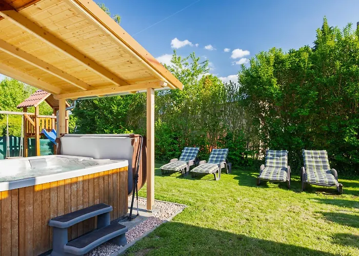 Hullam By Interhome